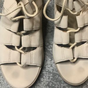 Tucker & tate perforated sandal size 2